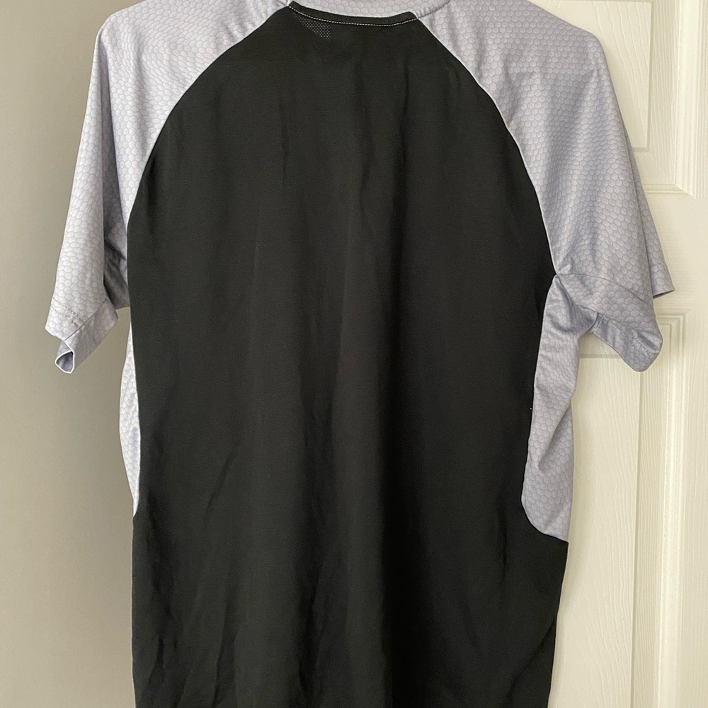 Mens Reebok Gym T-Shirt: SIZE: S